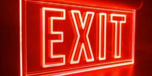 Заказать световые табло для магазина: какие виды есть и чем они отличаются