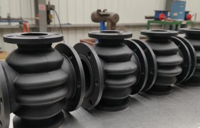 Резиновые компенсаторы EPDM и NBR: отличия и сферы применения